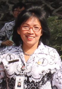 Dra. Sri Wuryantari, M.Pd.